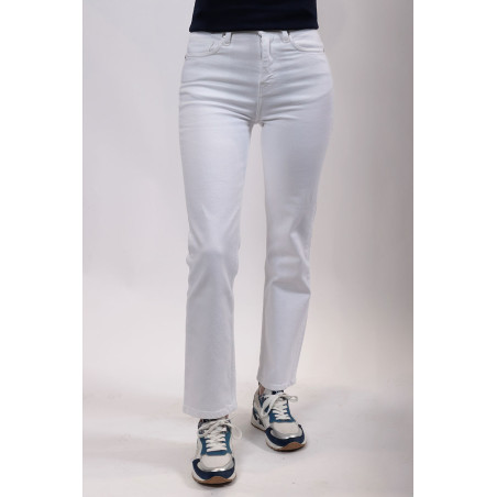 Jean Harcour Mom Juliette Frau