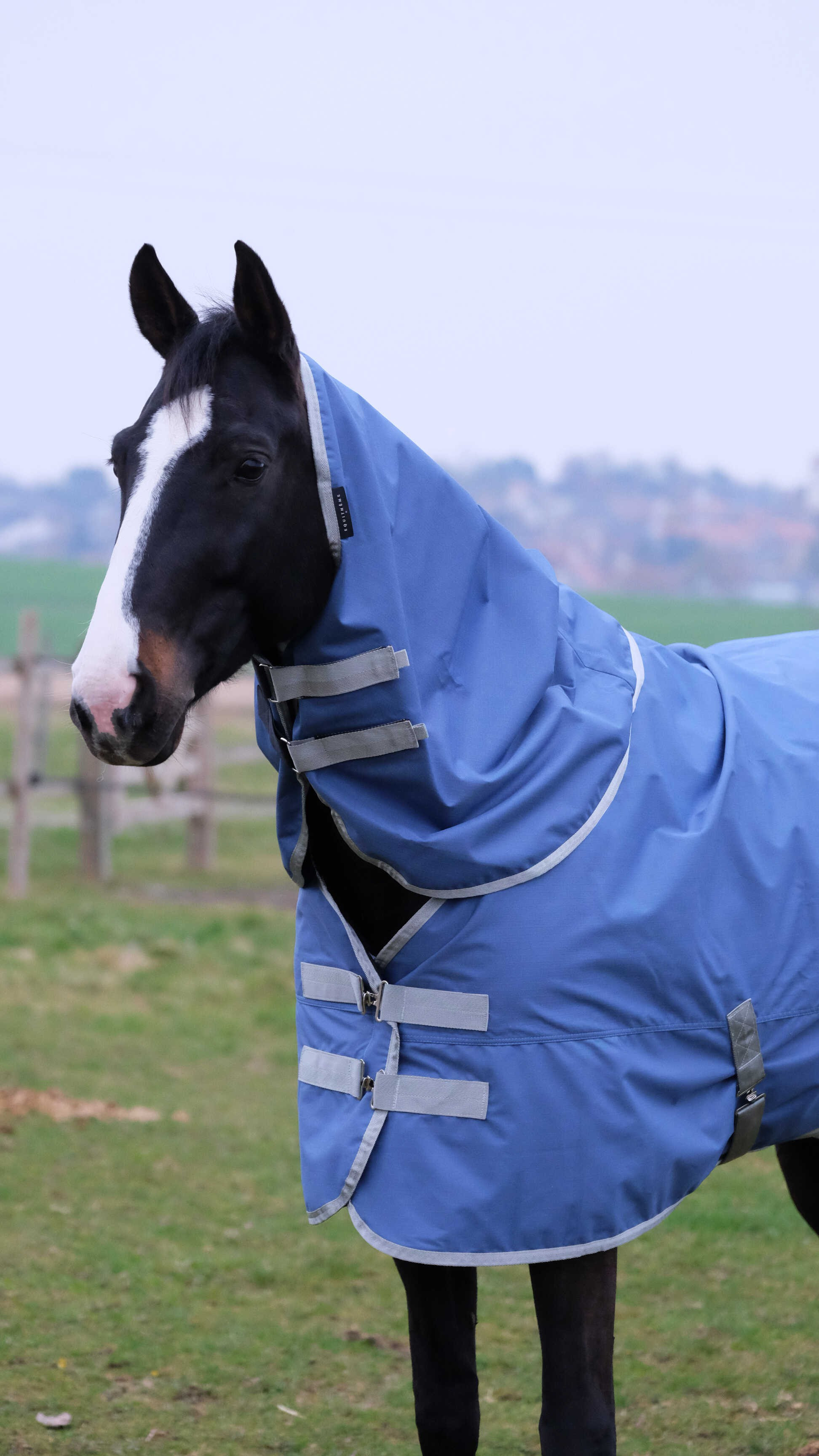 Halsabdeckung Equithème Tyrex 600D recycelt Marineblau