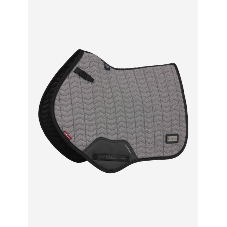 LeMieux-Schabracke Aspen Square Close Contact