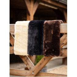 Einziehbare LeMieux Simuwool Dressurgurt-Hülle Einziehbare LeMieux Simuwool Dressurgurt-Hülle