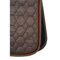 Vielseitige Schabracke Kenya Horze Dunkelrot Rhabarber Bordeaux Vielseitige Schabracke Kenya Horze Dunkelrot Rhabarber Bordeaux