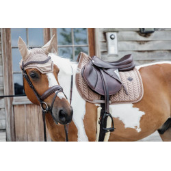 Bonnet Wellington Velvet Pearls Kentucky Beige