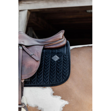Satteldecke Skin Friendly Velvet Kentucky Schwarz