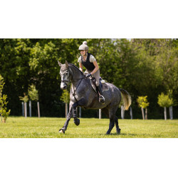 Satteldecke LeMieux Loire Classic GP Square Walnuss Braun Satteldecke LeMieux Loire Classic GP Square Walnuss Braun