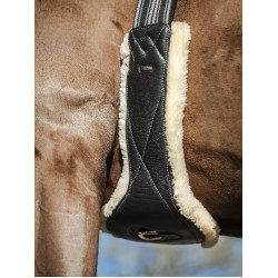 Lange profilierte Gurt LeMieux Arika Simuwool Lange profilierte Gurt LeMieux Arika Simuwool