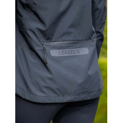 Kurz geschnittene wasserdichte Jacke LeMieux Isla Marineblau Kurz geschnittene wasserdichte Jacke LeMieux Isla Marineblau