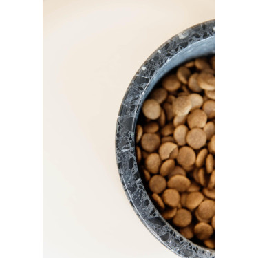 Hundenapf aus Terrazzo-Stein Kentucky Schwarz