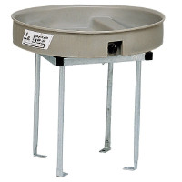 Kreisförmige Fohlentränke...