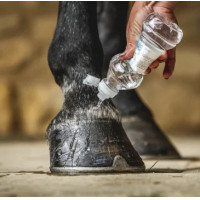 Huile pour sabots Carr & Day & Martin Daily Hoof Barrier Cornucrescine