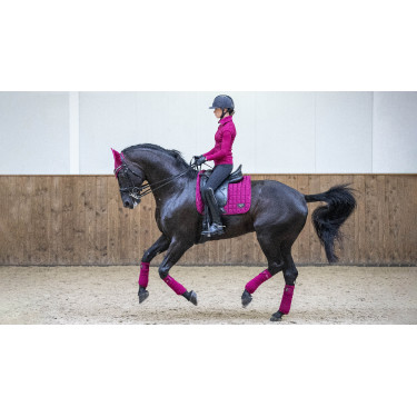 LeMieux Loire Classic Dressur Schabracke Brombeere Bordeaux LeMieux Loire Classic Dressur Schabracke Brombeere Bordeaux