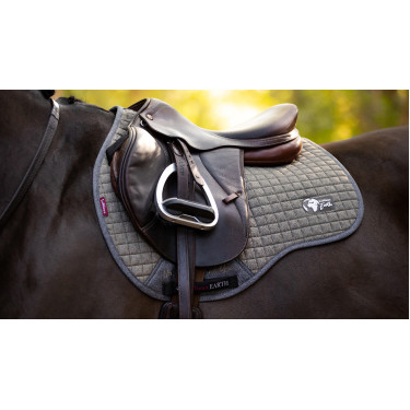 Satteldecke LeMieux Earth GP Square Satteldecke LeMieux Earth GP Square