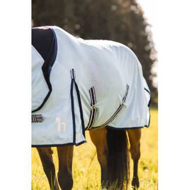 Fliegendecke Freja Horze mit Halsteil Hellblau Fliegendecke Freja Horze mit Halsteil Hellblau