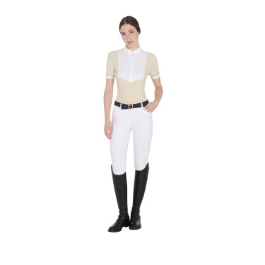 Tailliertes Poloshirt aus plissierter Baumwolle mit kurzen Ärmeln für Damen Equestro Tailliertes Poloshirt aus plissierter Baumwolle mit kurzen Ärmeln für Damen Equestro