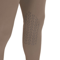 Eng anliegende Herrenreithose mit Grip und Caspar Equestro Logo Walnuss Braun Eng anliegende Herrenreithose mit Grip und Caspar Equestro Logo Walnuss Braun