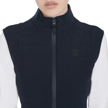 Damenweste aus atmungsaktivem Funktionsstoff Kemi Equestro Damenweste aus atmungsaktivem Funktionsstoff Kemi Equestro