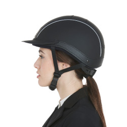 Phantom-Helm mit Frontlogo und Ledereinsätzen von Equestro Phantom-Helm mit Frontlogo und Ledereinsätzen von Equestro