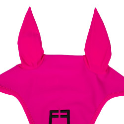 Technische Stoff-Fliegenhaube mit Equestro-Logo Technische Stoff-Fliegenhaube mit Equestro-Logo