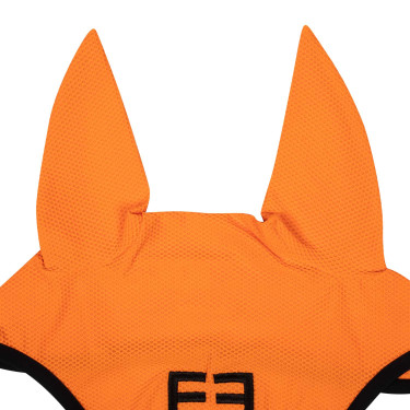 Fliegenhaube aus perforiertem Stoff mit Black Line Edition Equestro Logo Fliegenhaube aus perforiertem Stoff mit Black Line Edition Equestro Logo