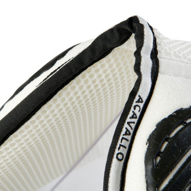 Formgedächtnis-Sattelkissen mit hexagonalem Gel-Grip und Frontanhebung Acavallo Formgedächtnis-Sattelkissen mit hexagonalem Gel-Grip und Frontanhebung Acavallo