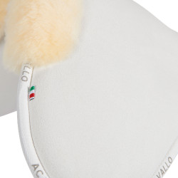 Acavallo Close Contact Memory Foam Schabracke mit Lammfell Weiß / Natur Wei&szlig;