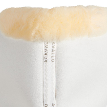 Acavallo Close Contact Memory Foam Schabracke mit Lammfell Weiß / Natur Wei&szlig;