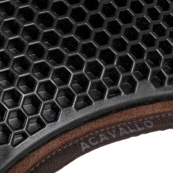 Hintere Schabracke aus Schaffell und vordere Gel-Schabracke Acavallo Braun / Natur