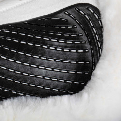 Sprungunterlage Numnah mit Gel-Grip auf beiden Seiten und kompletter Schafwollumrandung Acavallo Weiß / Schwarz Weiß Sprungunterlage Numnah mit Gel-Grip auf beiden Seiten und kompletter Schafwollumrandung Acavallo Weiß / Schwarz Weiß