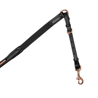 Frontal mit Supreme-Kette Schwarz