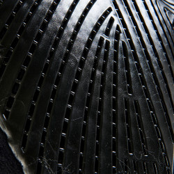 Stoßdämpfer MF-S JCCS-S CW-CS Schweden und Ökologisches Lammfell Acavallo Schwarz / Natur