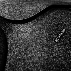 Supreme Springsattel Atlanta mit austauschbarem Baum Inklusive 4 Supreme Bäume Schwarz