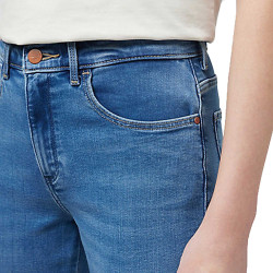 Jean Wrangler Modèle "Straight Aurelia" Wash Wrangler