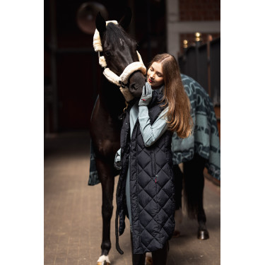 Lange ärmellose wattierte Weste Gem B Vertigo Schwarze Schönheit