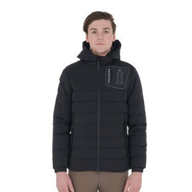 Herren-Daunenjacke aus Stretchstoff mit Silikonabzeichen Equestro Herren-Daunenjacke aus Stretchstoff mit Silikonabzeichen Equestro