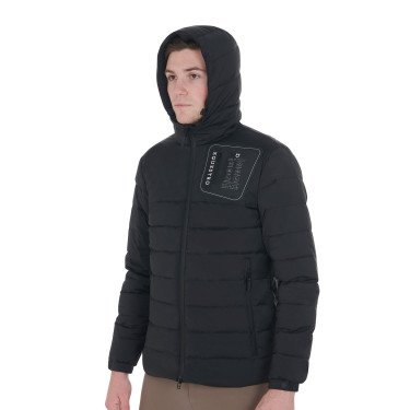Herren-Daunenjacke aus Stretchstoff mit Silikonabzeichen Equestro Herren-Daunenjacke aus Stretchstoff mit Silikonabzeichen Equestro