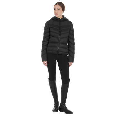 Damen-Daunenjacke mit schmaler Passform und abnehmbarer Kapuze Equestro Schwarz