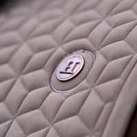 Schabracke HV Polo Essential Dressage Dunkelblauer Nebel Schabracke HV Polo Essential Dressage Dunkelblauer Nebel