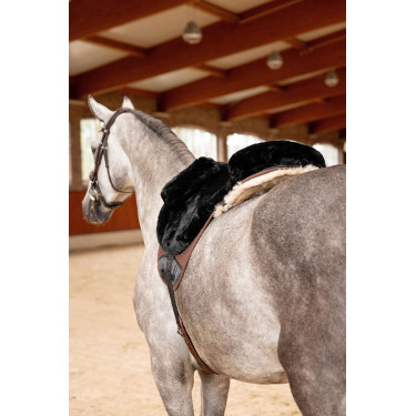 Horze Lammfell Reitpad Schwarz