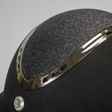 EQ3 Pardus Mikrofaser-Reithelm mit Verstellrad Back on Track Glitzerndes Schwarz EQ3 Pardus Mikrofaser-Reithelm mit Verstellrad Back on Track Glitzerndes Schwarz