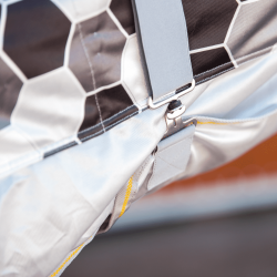 Fliegendecke Equilibrium Grau