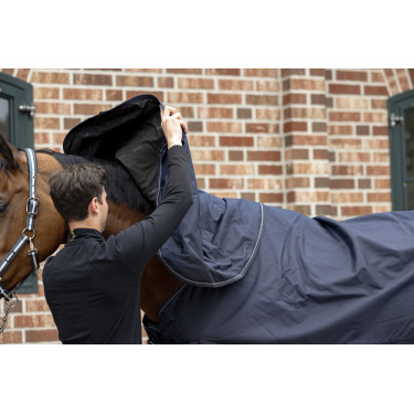 Wasserdichte Eskadron Omega Decke mit Fleece-Futter und Halsteil Wasserdichte Eskadron Omega Decke mit Fleece-Futter und Halsteil
