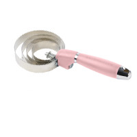 Runde Metallstriegel Waldhausen mit Gelgriff Linnea Rose Rosa