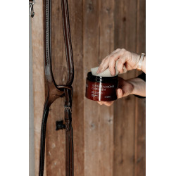 Lederbalsam mit Mandel Grooming Deluxe von Kentucky