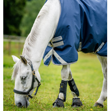 Horseware Amigo Bravo 12 50g Turnout-Decke Marine / Titan Grau / Silber Horseware Amigo Bravo 12 50g Turnout-Decke Marine / Titan Grau / Silber