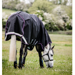 Pferdedecke Horseware Rambo Supreme Turnout Vari-layer 1680D 250g Marine / Bordeaux Blau Pferdedecke Horseware Rambo Supreme Turnout Vari-layer 1680D 250g Marine / Bordeaux Blau