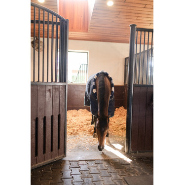 Horseware Newmarket Cosy 200g Stalldecke Horseware Newmarket Cosy 200g Stalldecke
