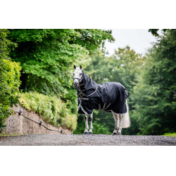 Amigo® Bravo 12 Plus Outdoor-Decke (Leicht 100g) Schwarz / Titan Grau / Silber Amigo® Bravo 12 Plus Outdoor-Decke (Leicht 100g) Schwarz / Titan Grau / Silber