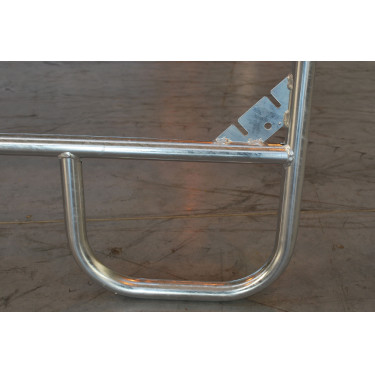 VERZINKTE PANEELE – L 2,40 m – H 1,60 m