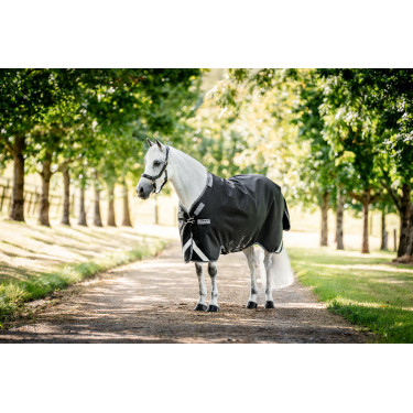 Horseware Rambo 1680D Turnout 450g VL Decke Schwarz / Sturm / Silbergrau Horseware Rambo 1680D Turnout 450g VL Decke Schwarz / Sturm / Silbergrau
