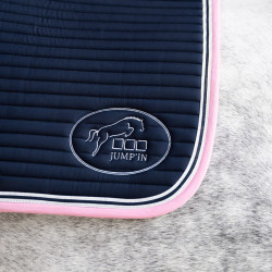 Jump'In Balthazar Teppich Marine / Rosa Blau Jump'In Balthazar Teppich Marine / Rosa Blau