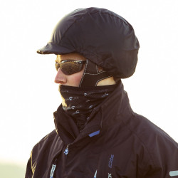 Leichter Halsabschluss für den Sommer Finn-Tack Pro Schwarz